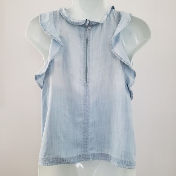 Chelsea & Violet Women Ombre Chambray Top Round neckline - Picture 9 of 10